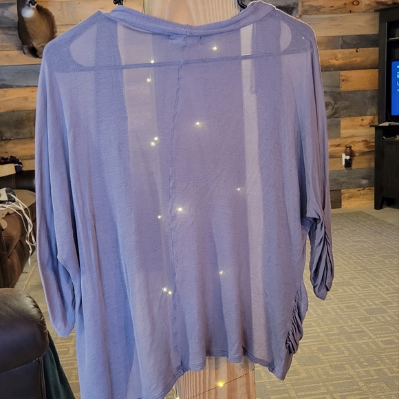 Women's Open Front Top - Picture 4 of 4